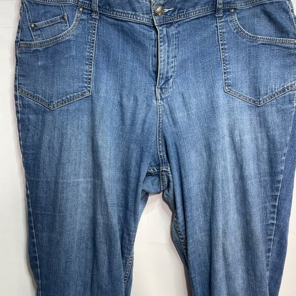 5 for $25🔥Lane Bryant Denim Bootcut Jeans Size 24 - Picture 3 of 7